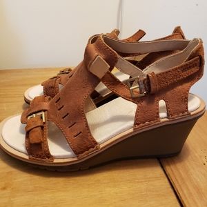 Merrell Sirah Cloak brown 2 1/2" wedges, size 8